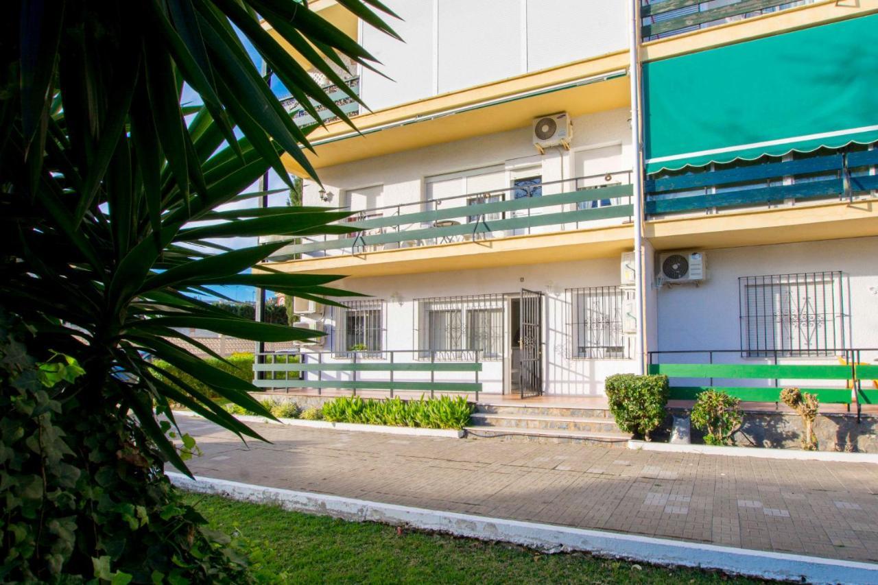 Apartamentos Los Alamos Sardinero Торемолинос Екстериор снимка